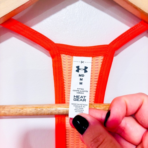 UNDER ARMOUR Orange sports tank top - Picture 6 of 6